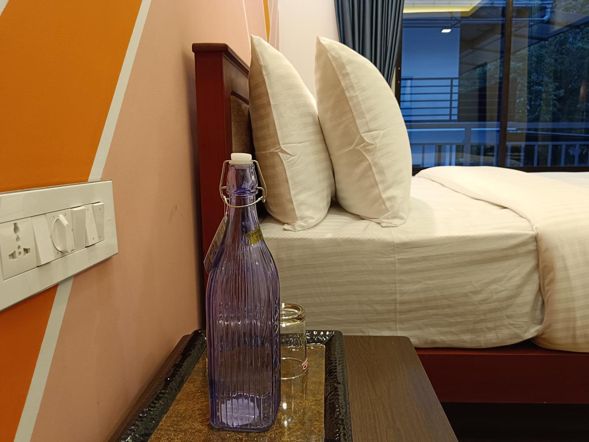 Tea Elanza Apartment Devikolam Екстериор снимка